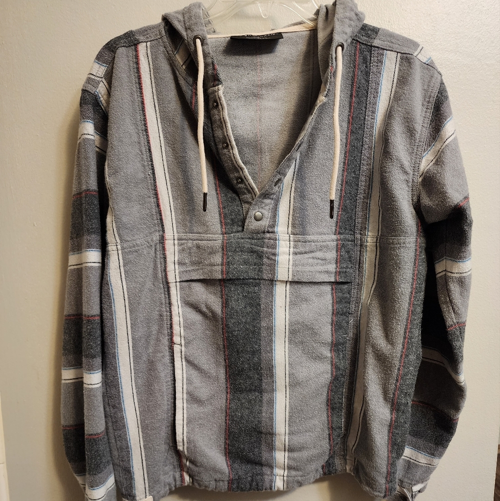 No boundaries Xtra small hooded stripe shirt/jacket.